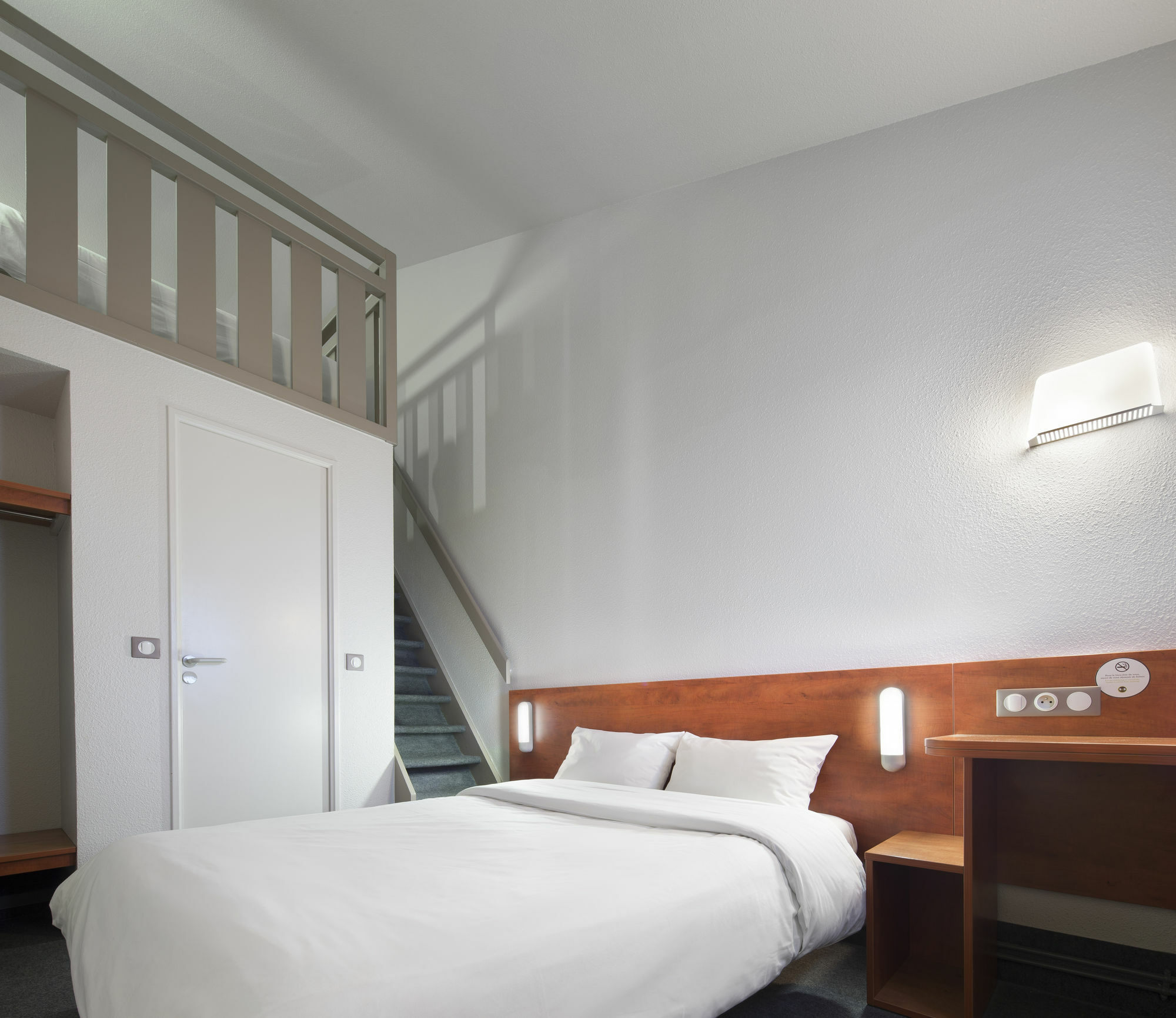 B&B Hotel Angers 1 Beaucouzé Eksteriør billede