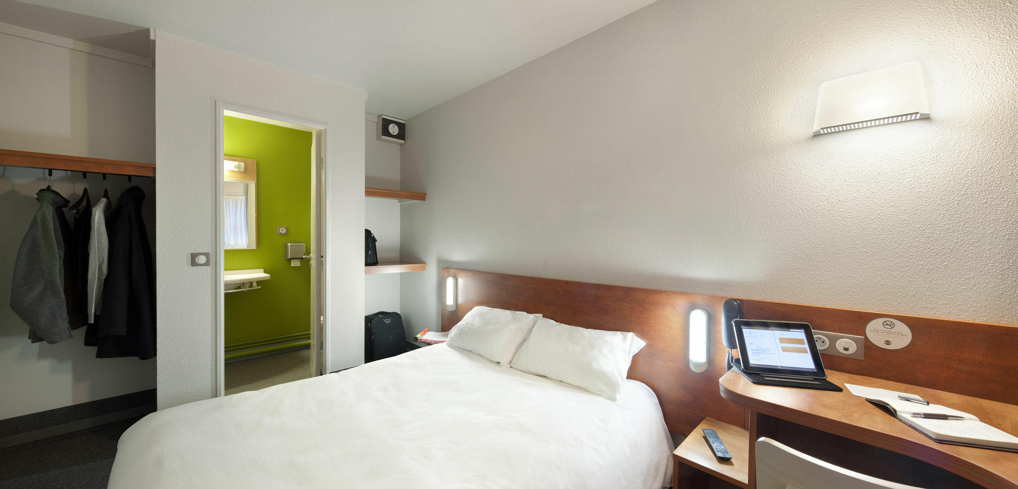 B&B Hotel Angers 1 Beaucouzé Eksteriør billede