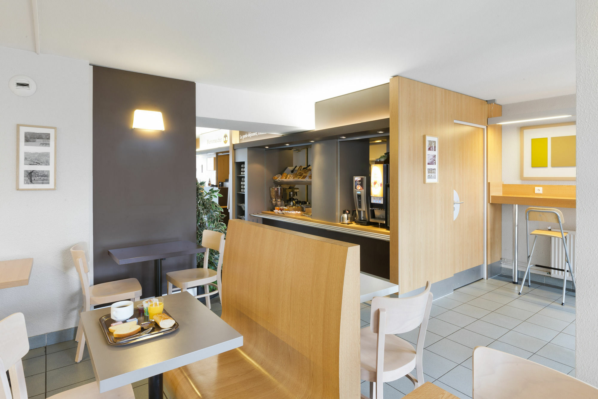 B&B Hotel Angers 1 Beaucouzé Eksteriør billede